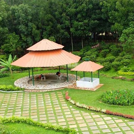 Pragati Resorts Kundakal Exterior foto